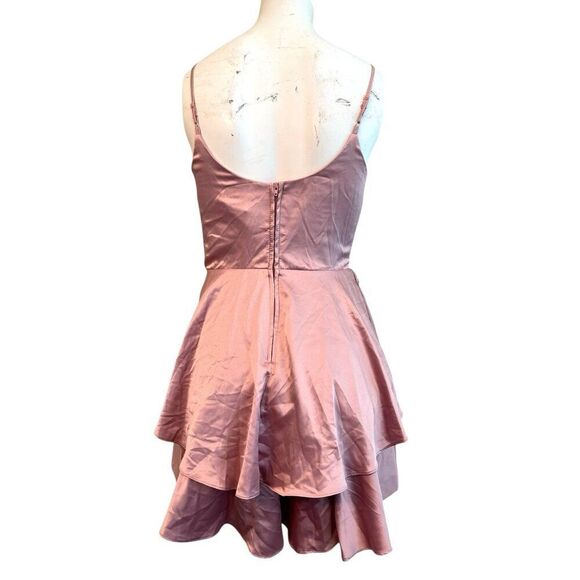 B DARLIN Juniors Size 3/4 Rose Blush Satin Tiered Mini Dress Sweetheart Neck - Picture 2 of 3
